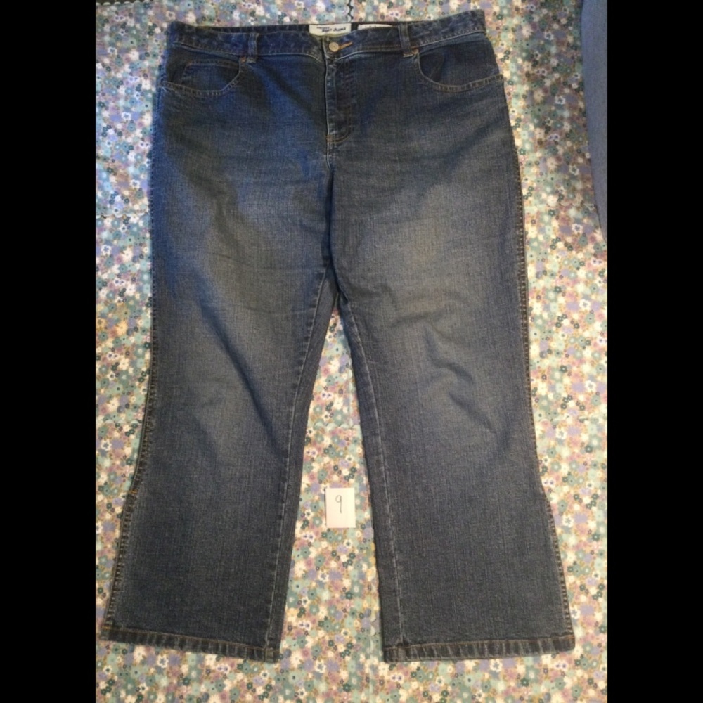 Old Navy Denim Stretch Capris size 16